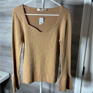 LOFT Ribbed Long Sleeve V-Neck Sweater in Camel 1073